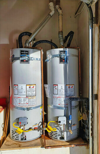 https://plumberfremantle.com.au/uploads/2025/06/hot-water-165598.jpg